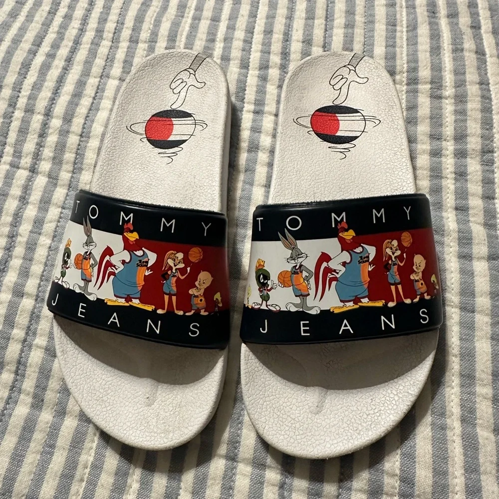 Tommy Jeans A New‎ Legazy Cast Slide Boys Shoes Size 1 Used